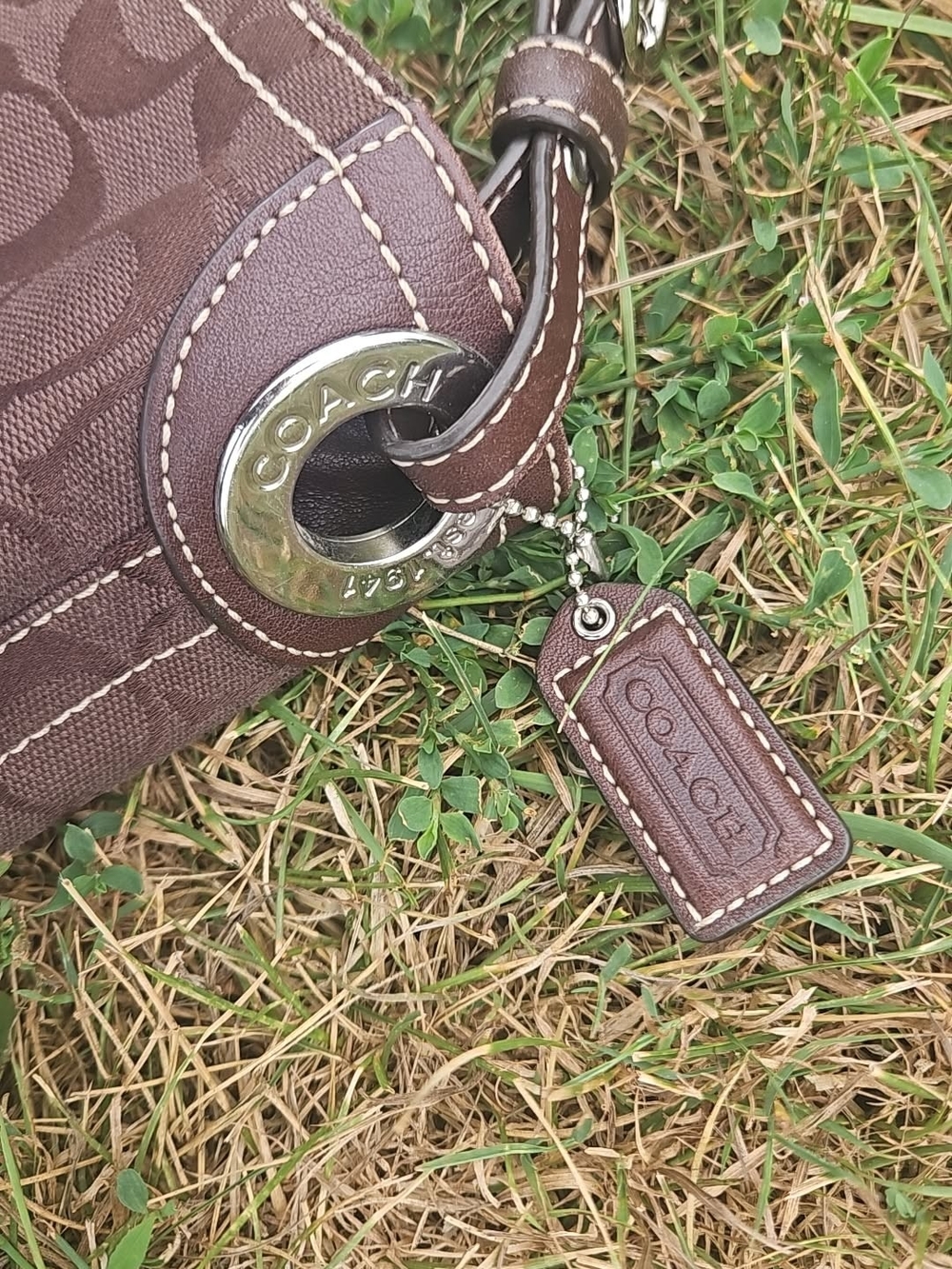 Coach Dark Brown Signature Shoulder Bag - Picture 3 of 4